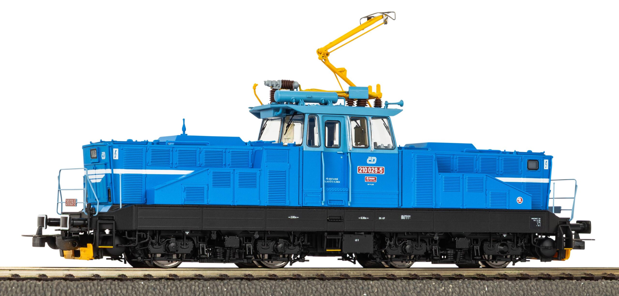 PIKO 21084 / 21085 – elektrická lokomotiva řady 210 ČD Žehlička, H0