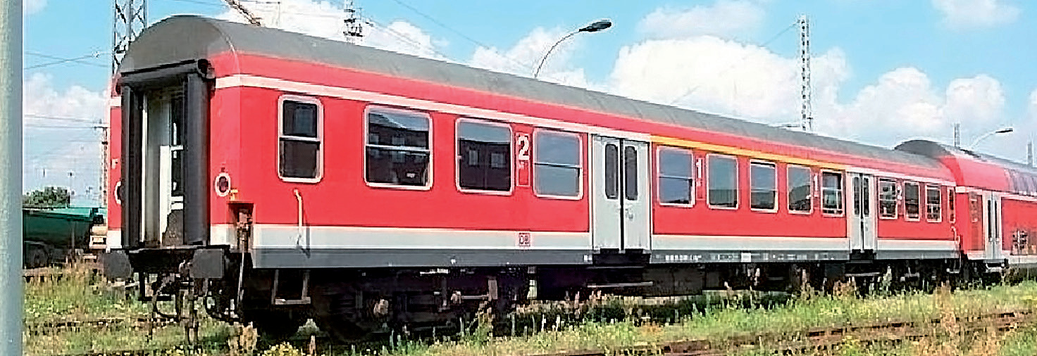 Halberstädter Mitteleinstiegswagen ABy 1. / 2. Klasse DB AG Ep. V (28009)